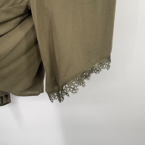 Ariat Olive Green V-Neck Blouse Lace Detail & Tie Front womens size Large - Picture 8 of 12